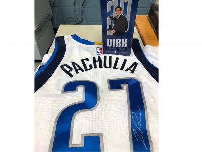 Autographed Pachulia Jersey and Dirk Nowitzki Bobblehead