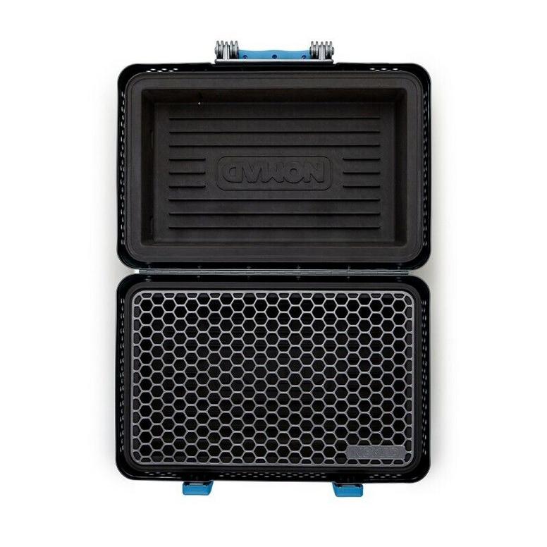 Nomad Grill & Smoker