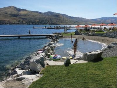 Weekend Getaway at The Lookout - a Lakeside Village on Lake Chelan