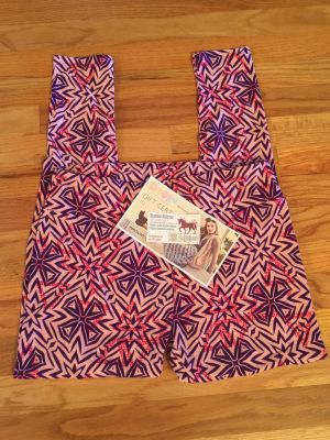 $100 Lularoe Gift Certificate and Pink Pattern Leggings