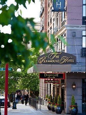 Dinner for 2 at the Metropolitan Grill + 1-Night Stay at The Paramount Hotel - Downtown Seattle