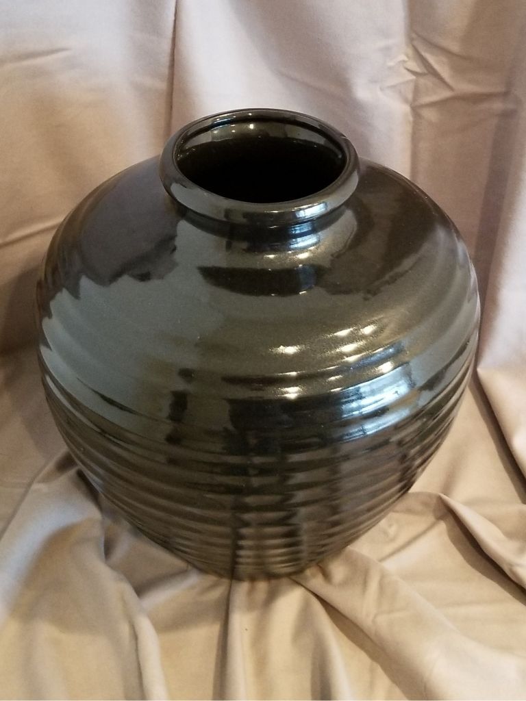 Ribbed Black Ceramic Vase