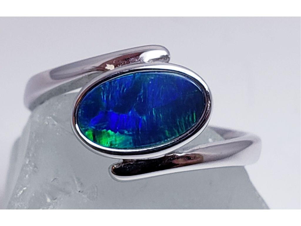 Ladies Opal Bypass Ring