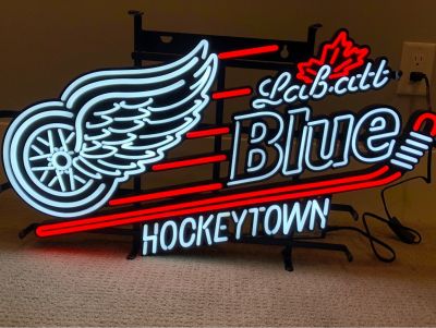 Labatt Blue Hockeytown Neon Light + Joe Louis Labatt Blue Mirror