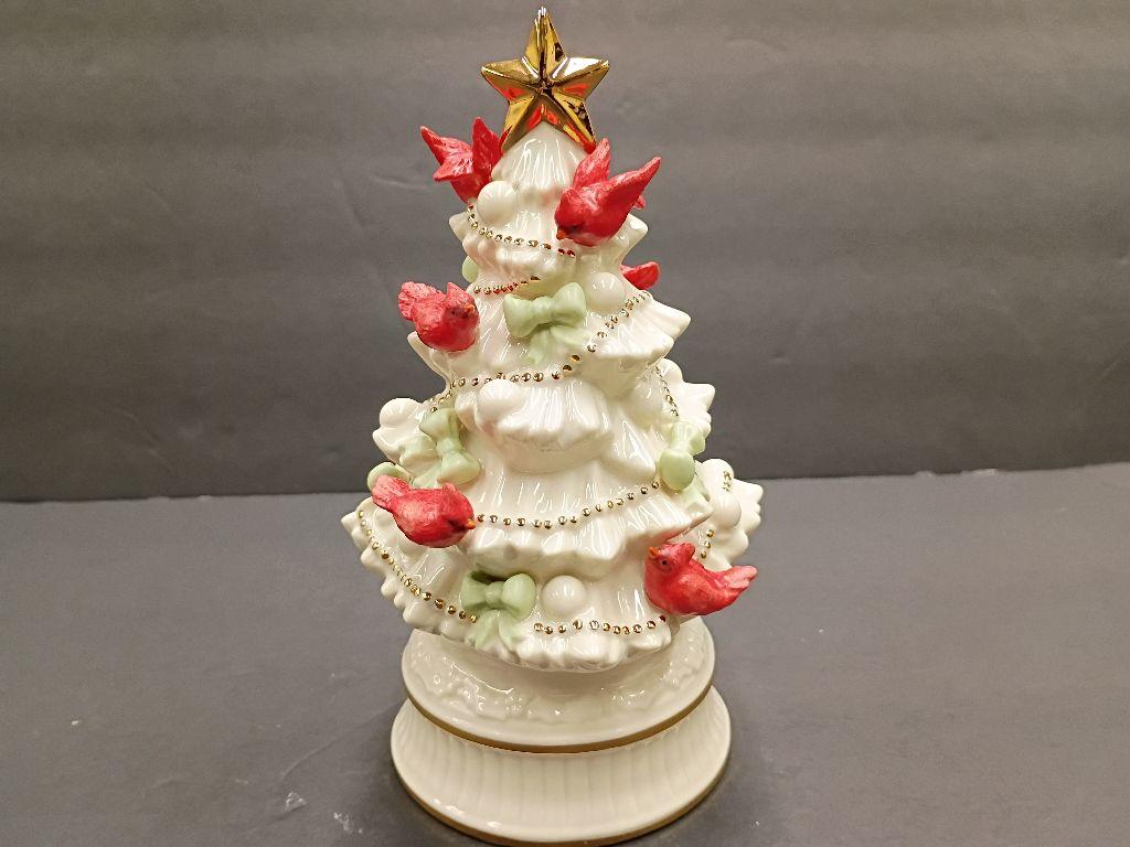 Musical Christmas Tree