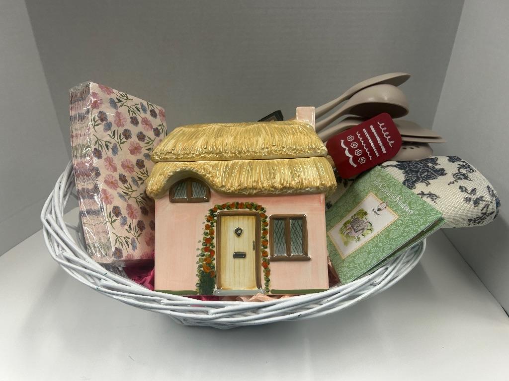Pfaltzgraff Kitchen Basket