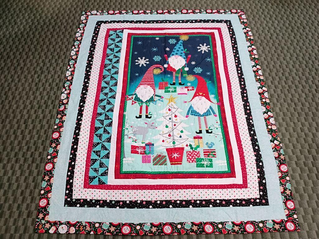 Christmas Gnome Quilt