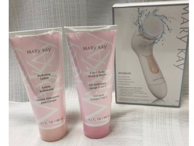 Mary Kay Cleansing Set
