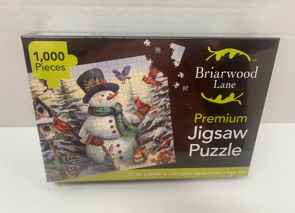 Briarwood Lane  Puzzle:  Snowman with Cardinals