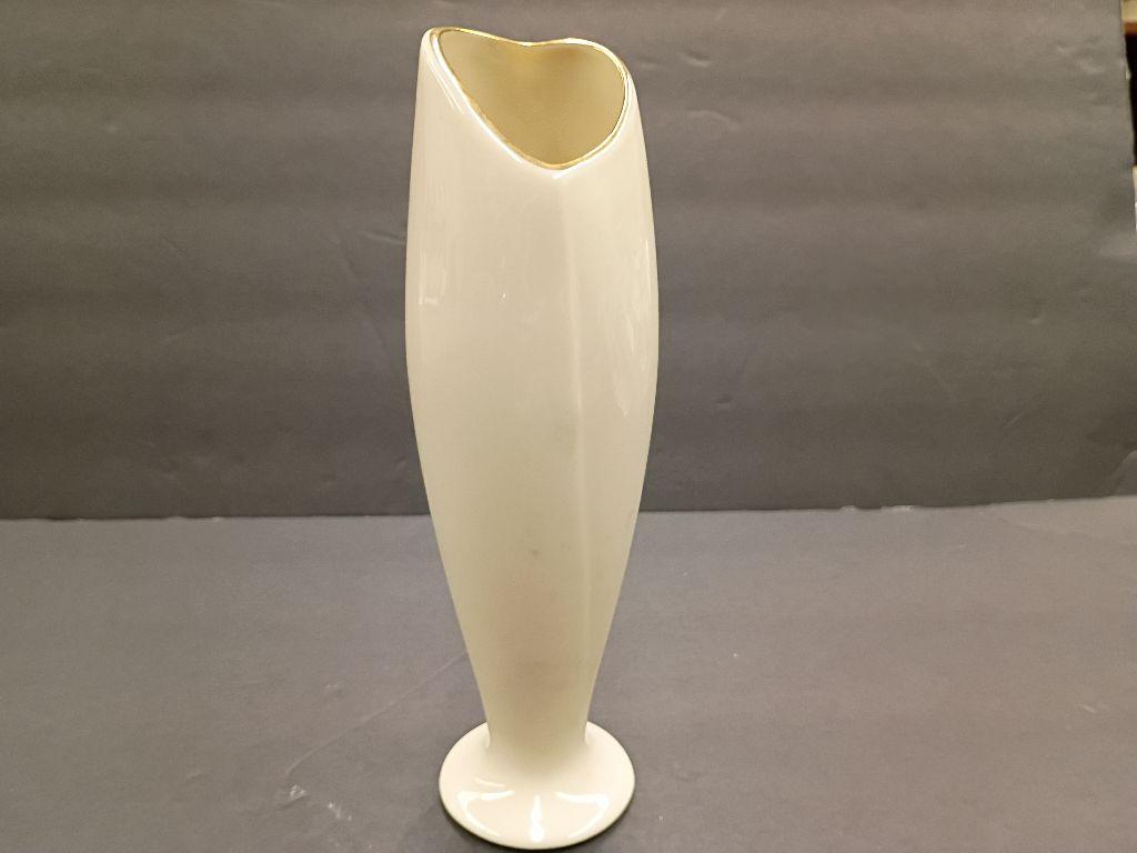 Lenox Keepsake Bud Vase