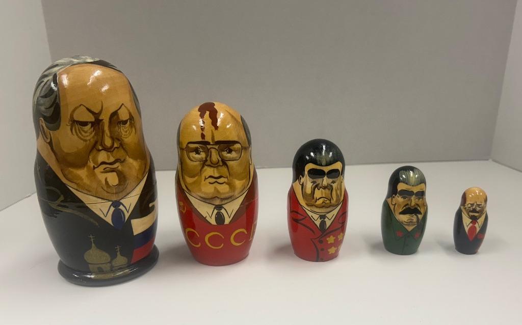 Matryoshka (Nesting) Dolls :  Russian Leaders