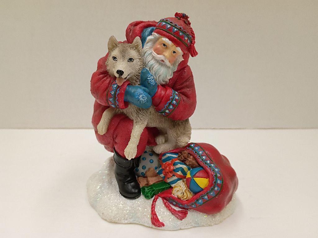 Pipka Christmas Figure:  Santa's Close Friend