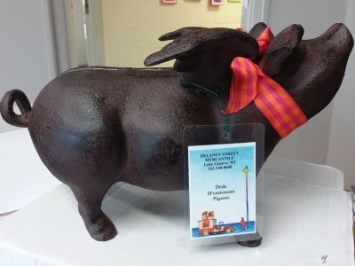 BASKET- Cast Iron Flying Pig