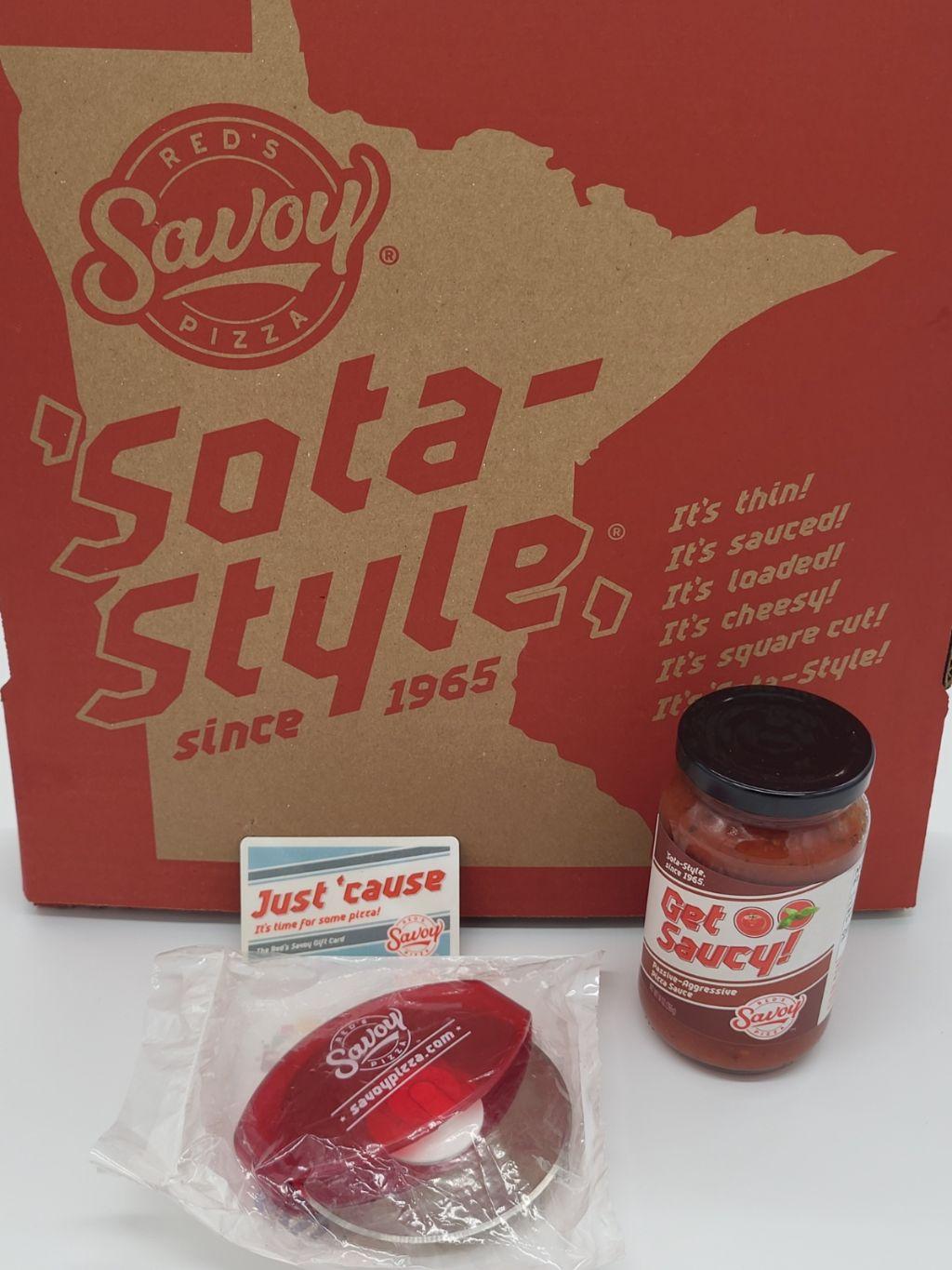 Reds Savoy Gift Card, Pizza cutter and sauce