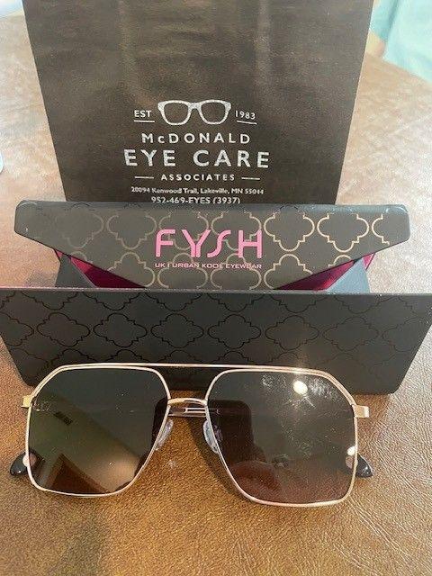 FYSH Aviator Sunglasses – Bold Style with an E...