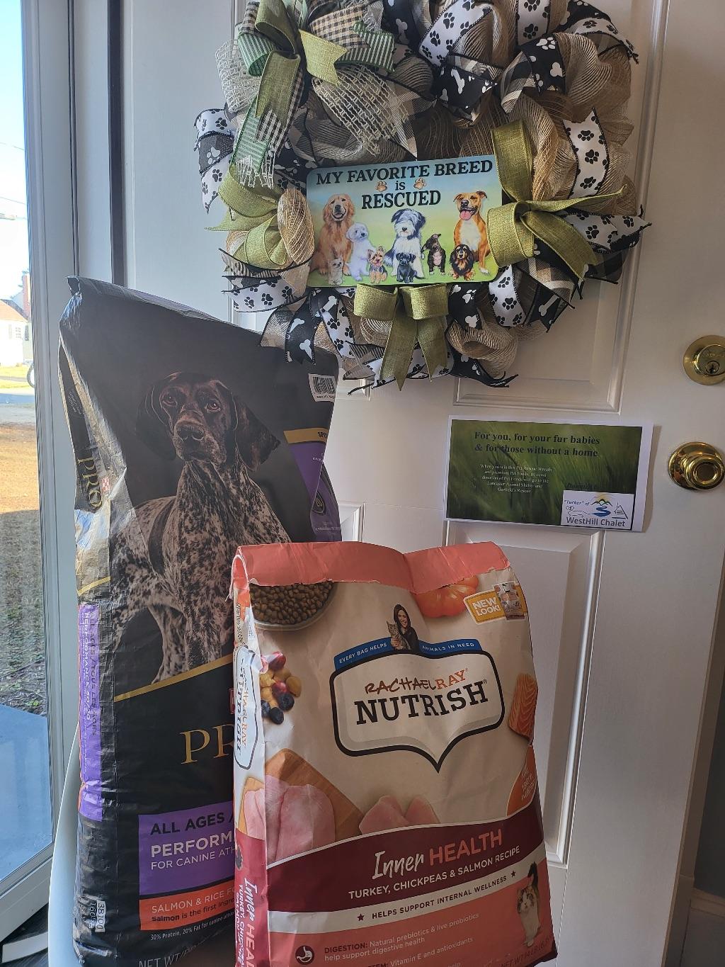 Pet Rescue Wreath and Pet Food