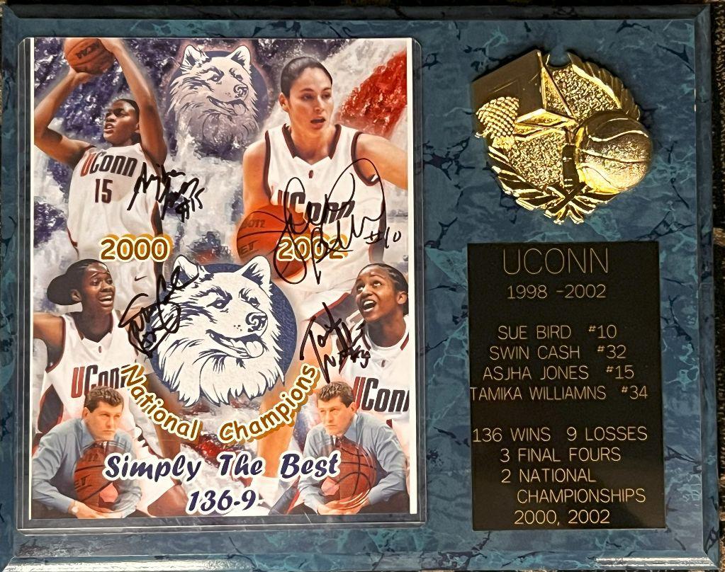 Women's Basketball Signed Championship Plaque 2000 2...