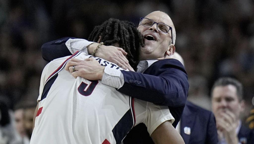 Ultimate UConn Mens' Basketball Fan Trip -Travel for...