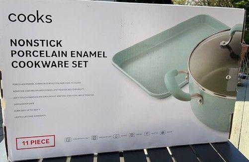 Cooks 11 Piece Cookware Set