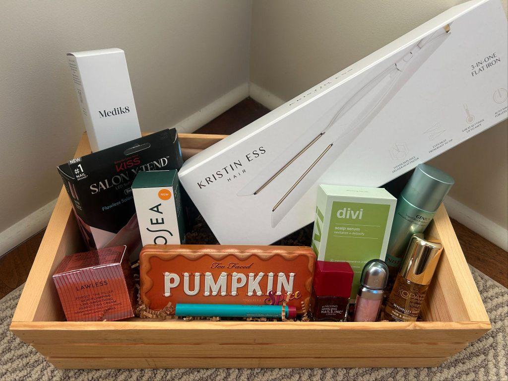 MUST-HAVE BEAUTY ESSENTIALS BASKET