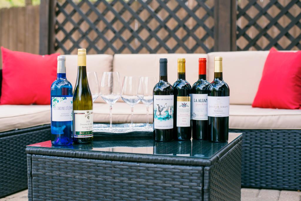 PRIVATE IN-HOME WINE TASTING EXPERIENCE
